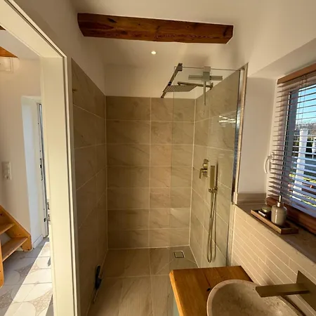 Semesterbostad Haus Am Mit Gaestehaus